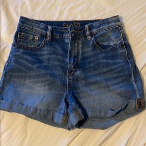 Jean shorts Rue 21